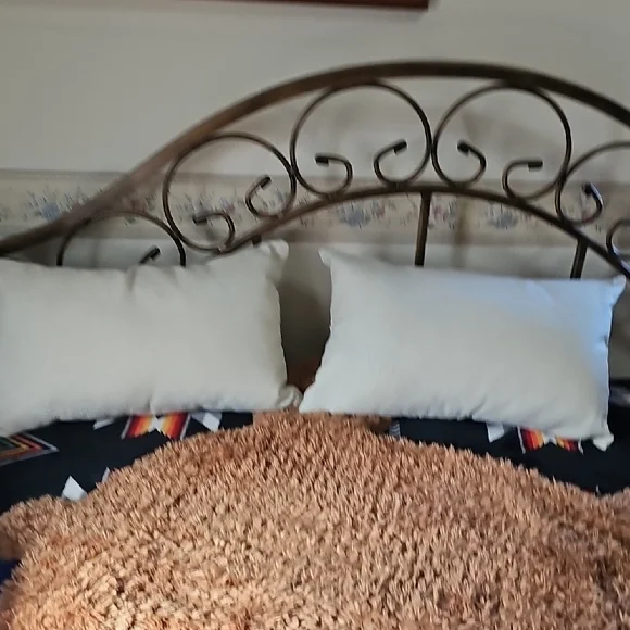 New Utopia Bedding 2 Dachshund Print Throw Pillows set zippered 12 x 20 - Picture 10 of 16